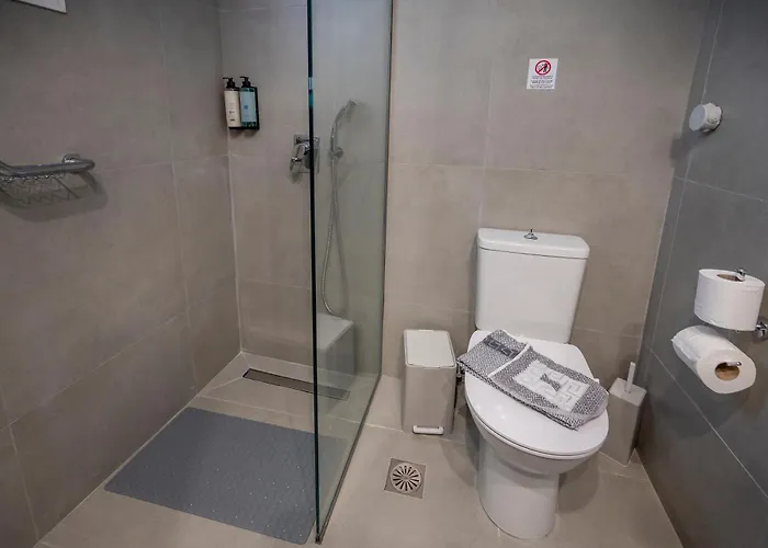 Aegeon - Adults Only コス・タウン